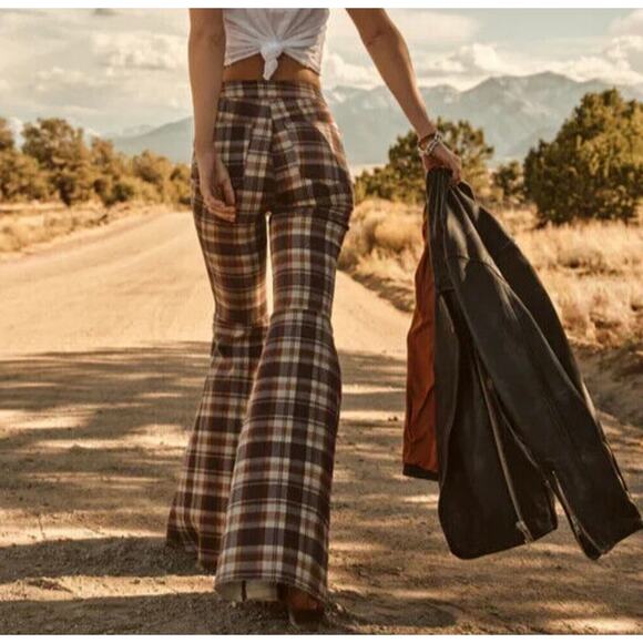 We the Free Free People Just Float on Fabulous  Flares size 26 - Picture 5 of 8